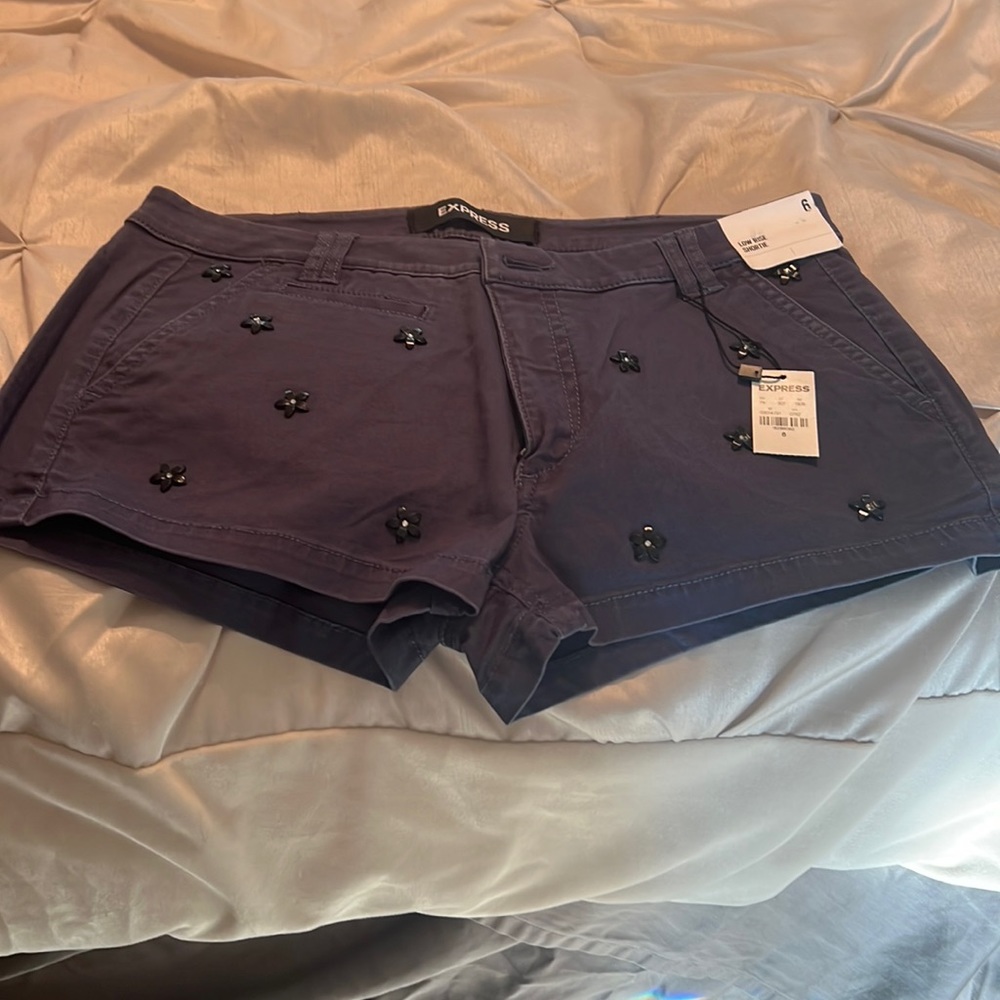 Express Shorts